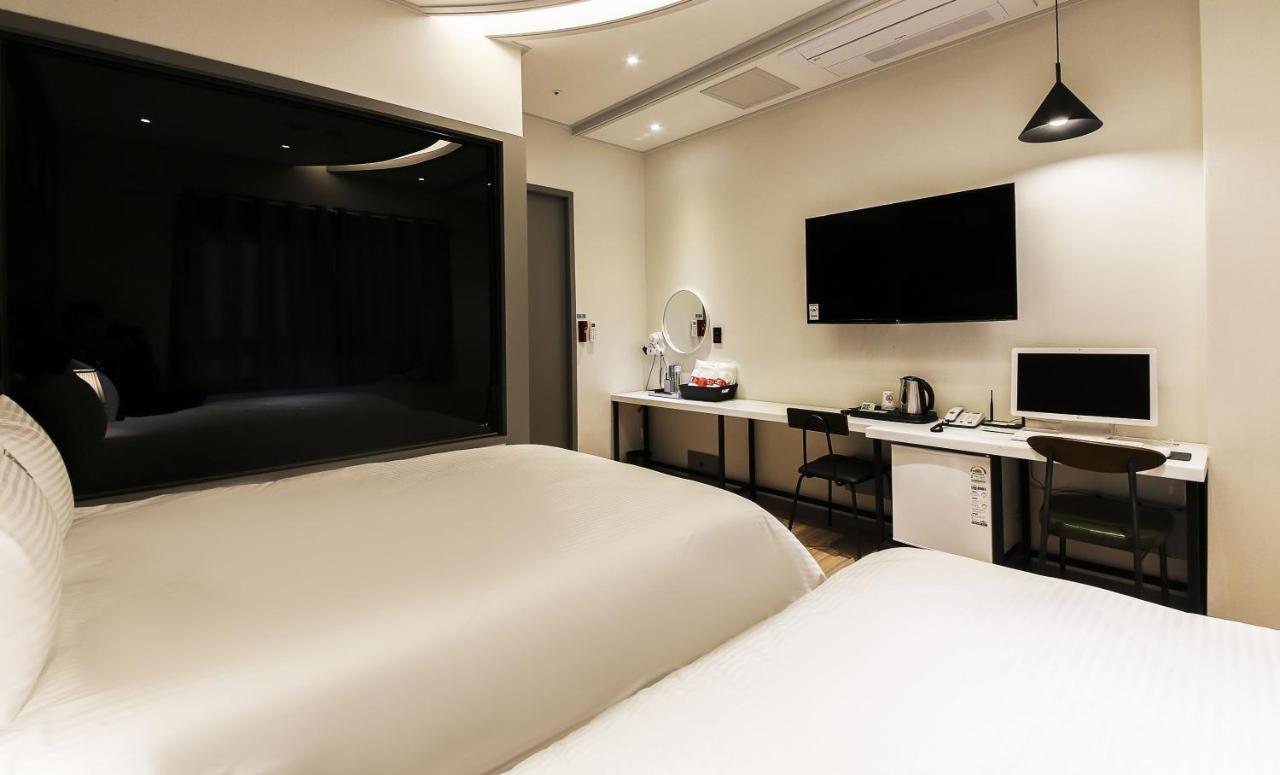 If Business Hotel Changwon Buitenkant foto